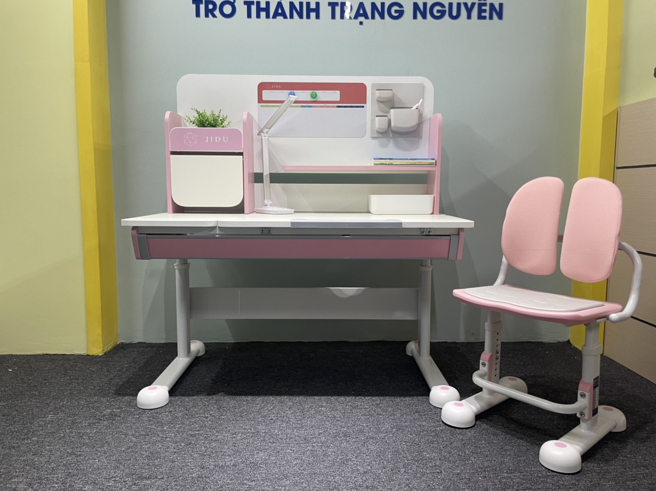 Bàn học thông minh nâng hạ chiều cao chống gù chống cận M-1112