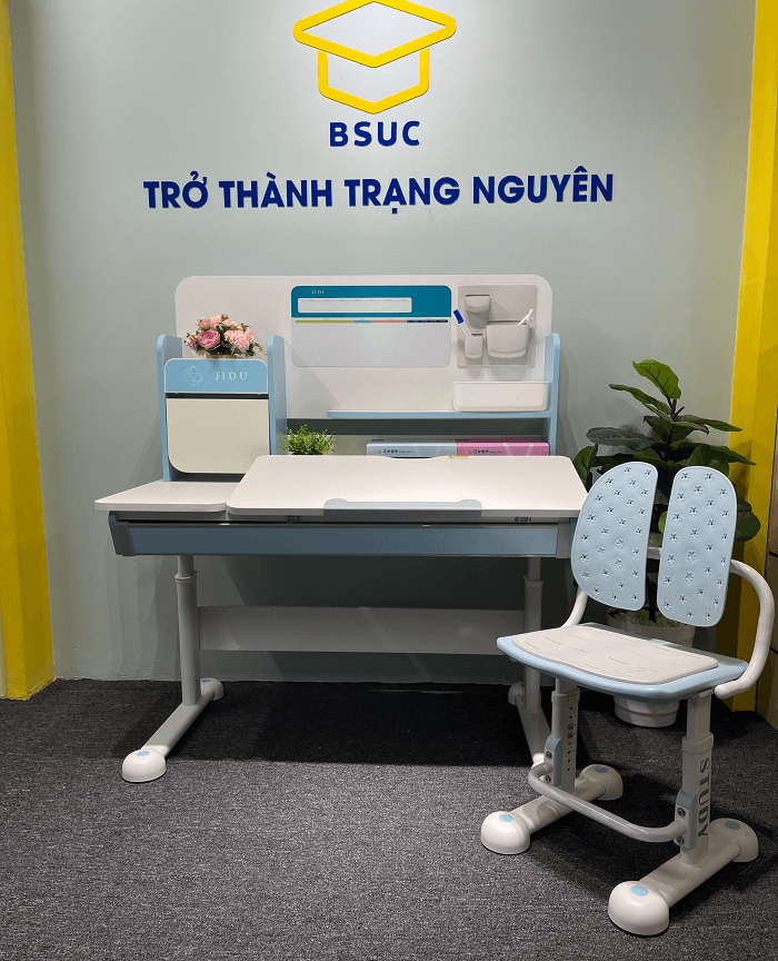 Bàn học thông minh chống gù chống cận nâng hạ chiều cao màu xanh