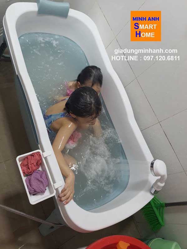bể bơi mini tại nhà cho 2,3 bé tắm