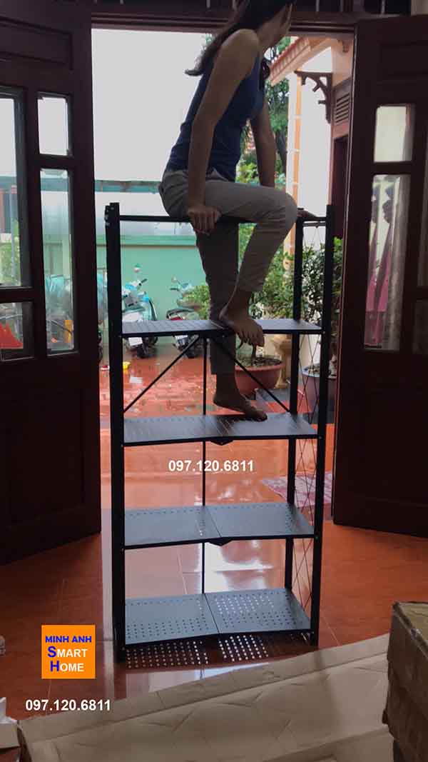 test độ chịu lực kệ gấp gọn đa năng 5 tầng