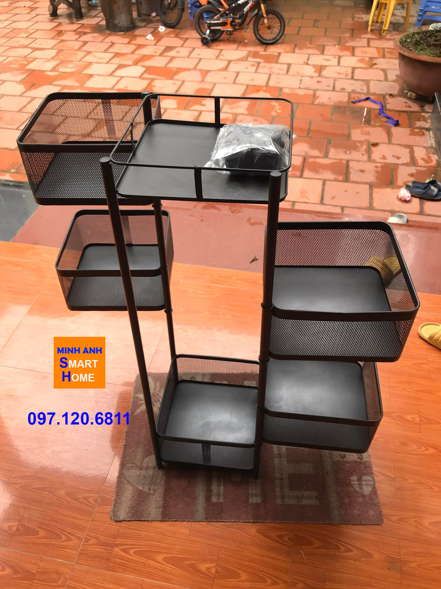 Hình ảnh thực tế kệ xoay đa năng vuông do shop tự chụp 01