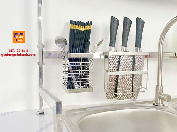 ống đũa inox và khay cắm dao kéo
