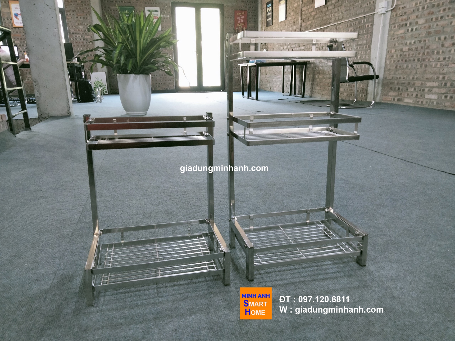 Hình ảnh thực tế kệ gia vị inox 2 tầng 3 tầng