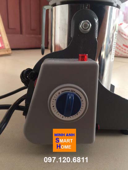 Núm vặn máy xay bột khô seka