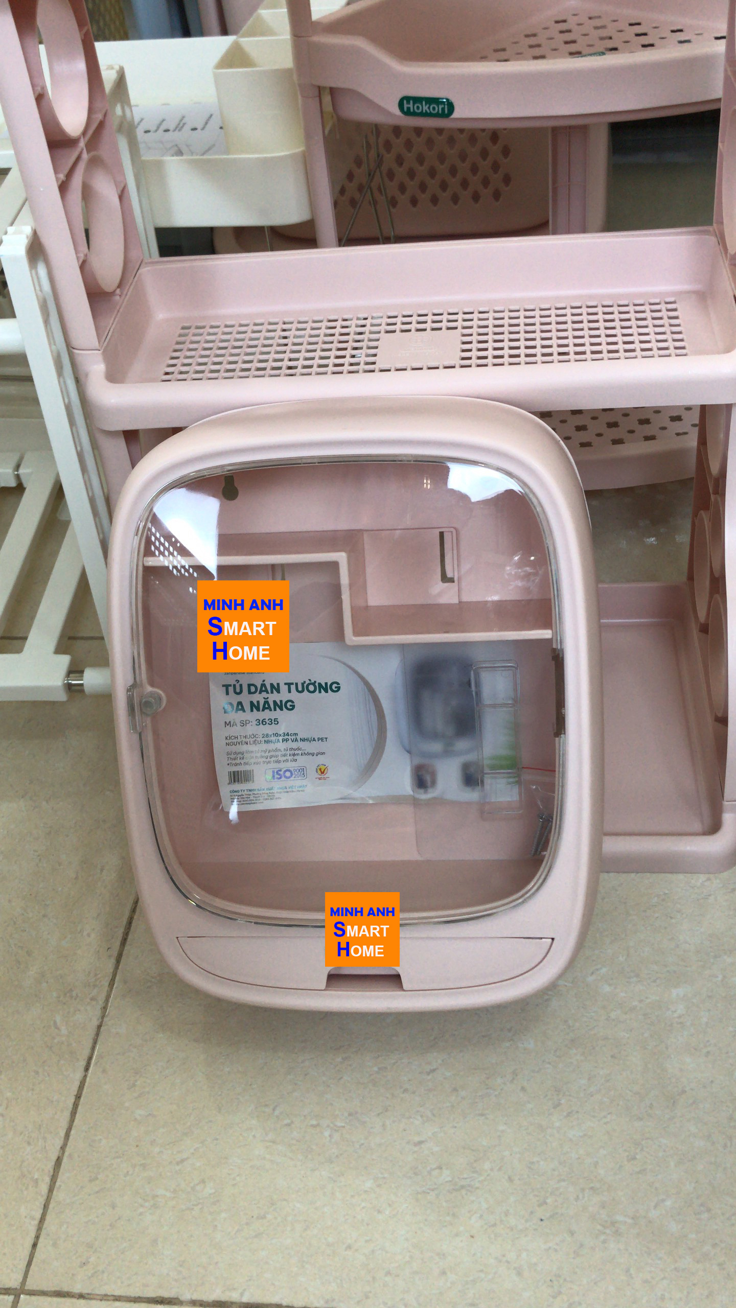 Tủ mỹ phẩm nhà tắm màu hồng