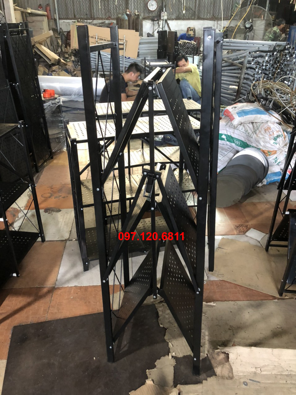 xưởng sản xuất kệ gấp gọn tại việt nam