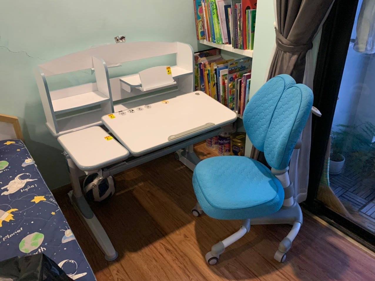 Bàn Học Chống Gù Chống Cận Cho Bé dài 100cm DRZ - 10001