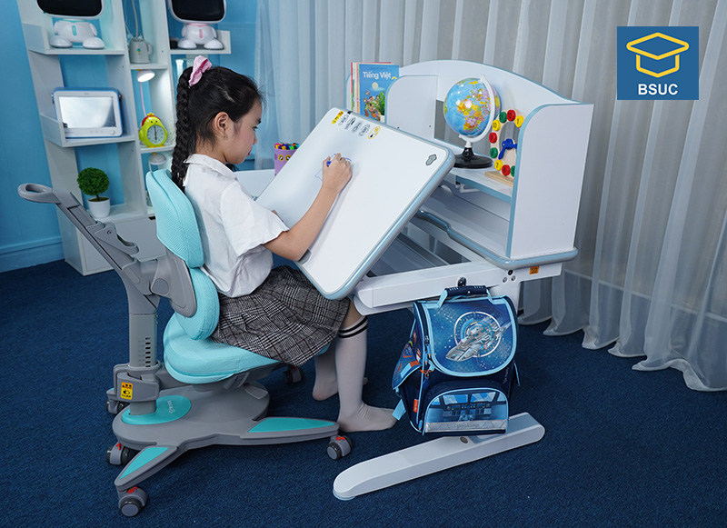 Bàn Học Chống Gù Chống Cận Dài 120cm DRZ-12006