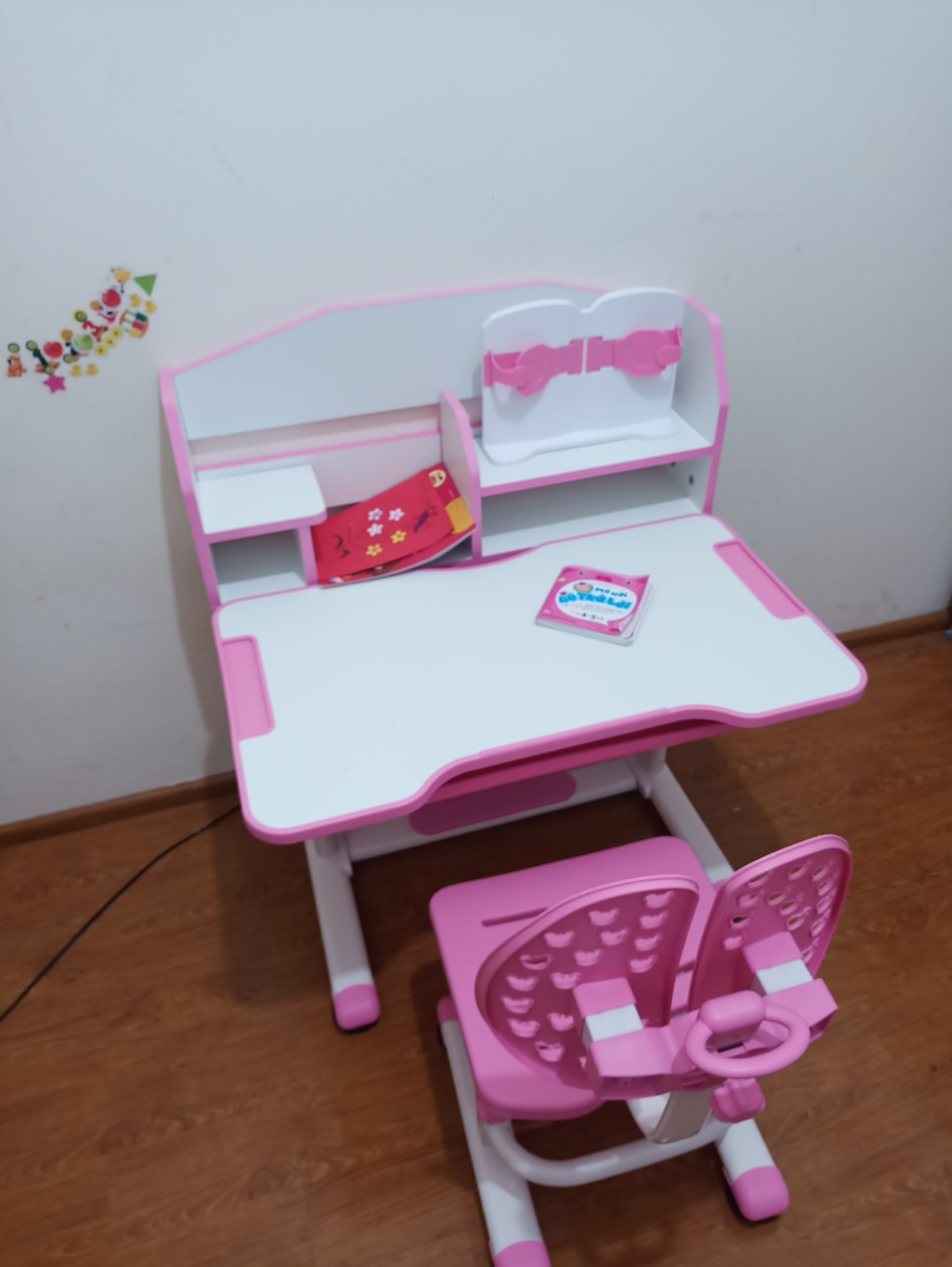 Bộ Bàn Học Thông Minh Chống Gù Chống Cận Cho Bé BK-306