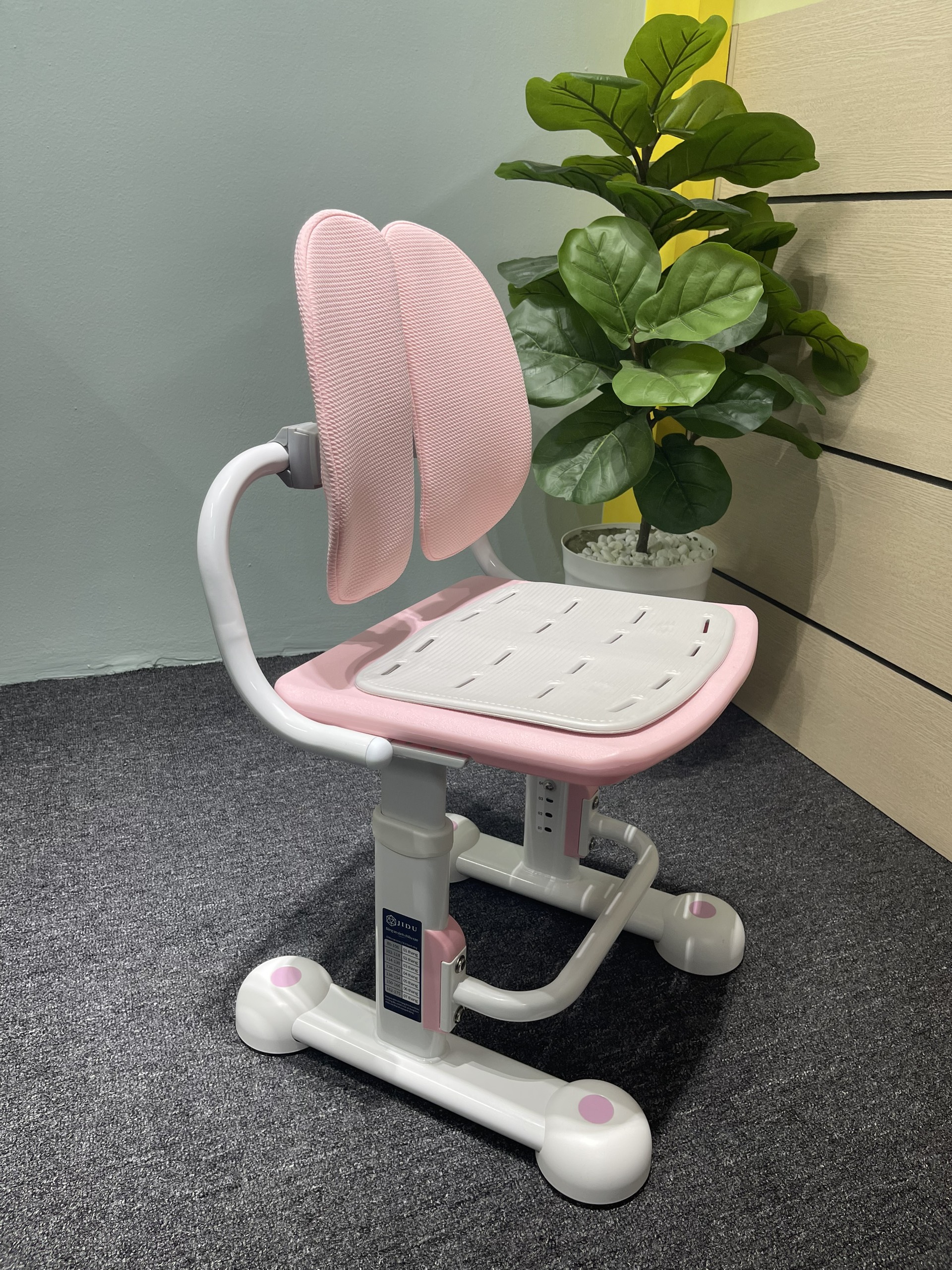 Bộ Bàn Học Chống Gù Chống Cận M-1080 Và Ghế M-167